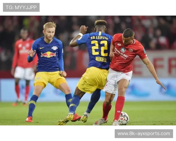 阿赫梅开二度,科隆逆转美因茨取关键三分 阿赫梅开二度,科隆逆转美因茨取关键三分