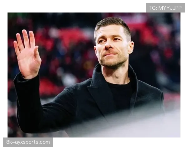 战术复盘：阿隆索的勒沃库森如何用高位逼抢击溃多特蒙德